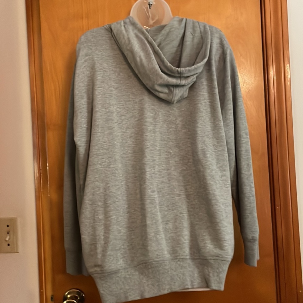 Lightweight gray hoodie with silver and navy front designs - Picture 4 of 5